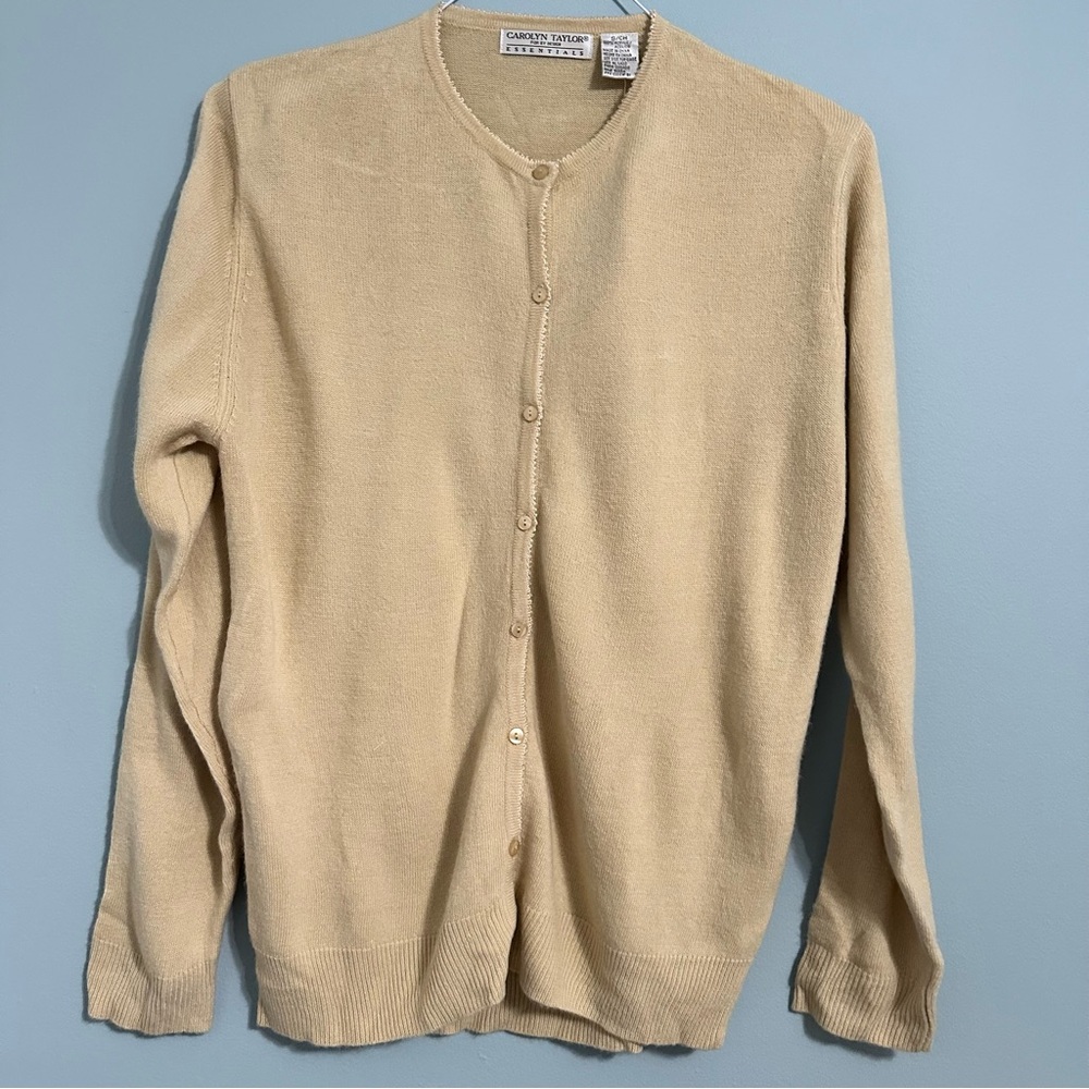 Carolyn Taylor Button Down Cream Sweater Small